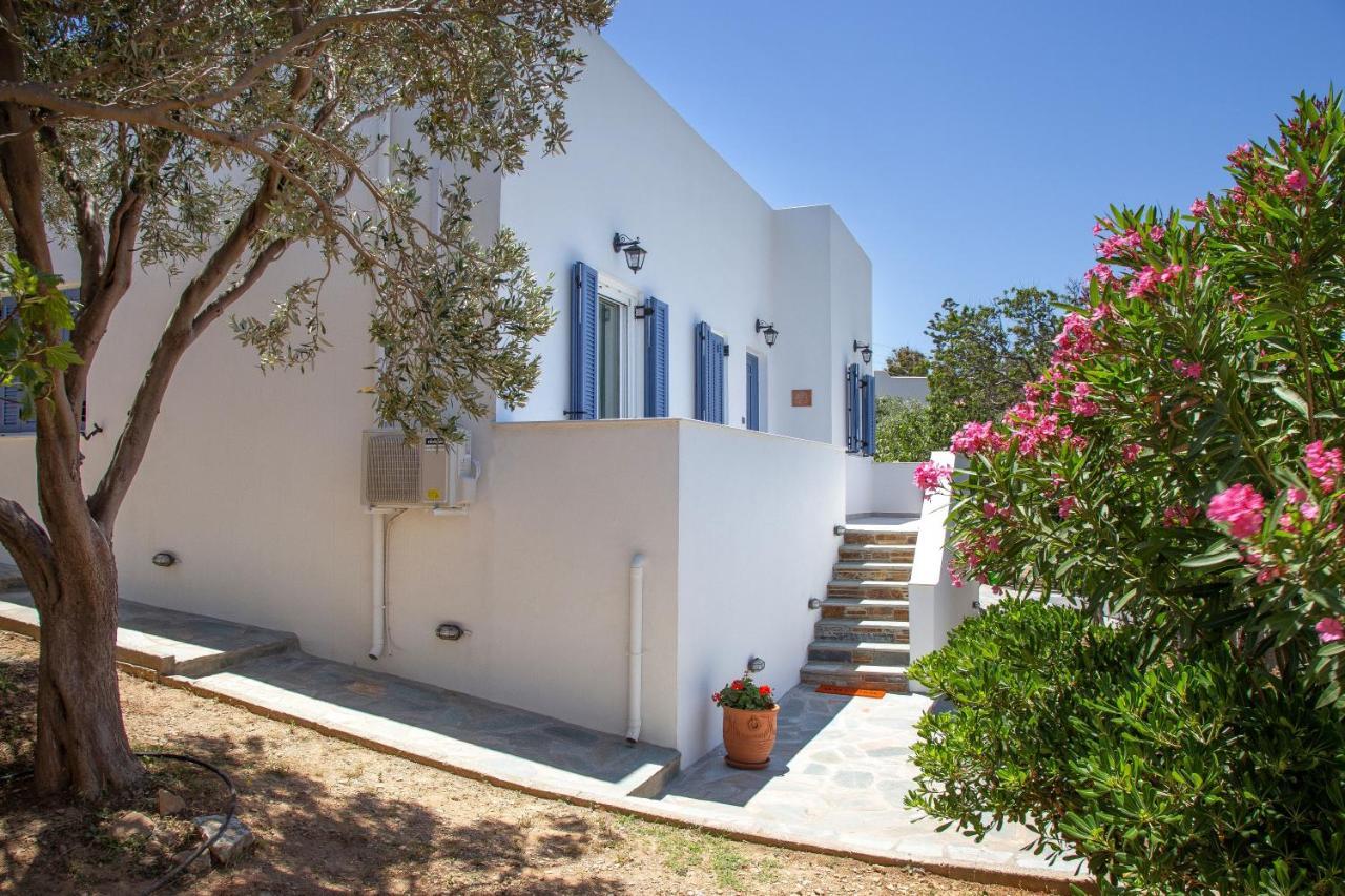 Ruby'S Summer House With Spacious Garden And Free Parking Gávrio Kültér fotó
